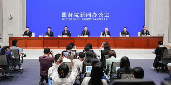 国新办发布会：推动教育资源扩优提质，让更多孩子“上好学”