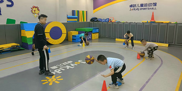 提升体能不用愁！小伦敦卓跃儿童运动馆助力孩子健康成长